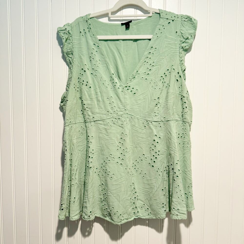 Torrid Mint Green Eyelet Lace Top Ruffled Sleeves Plus Size 3X - Picture 2 of 6